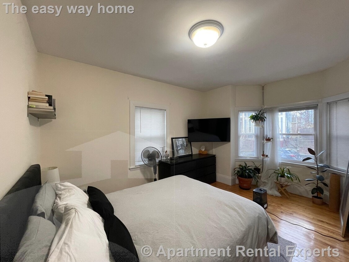 Photo - 23 Hall St Unit #1