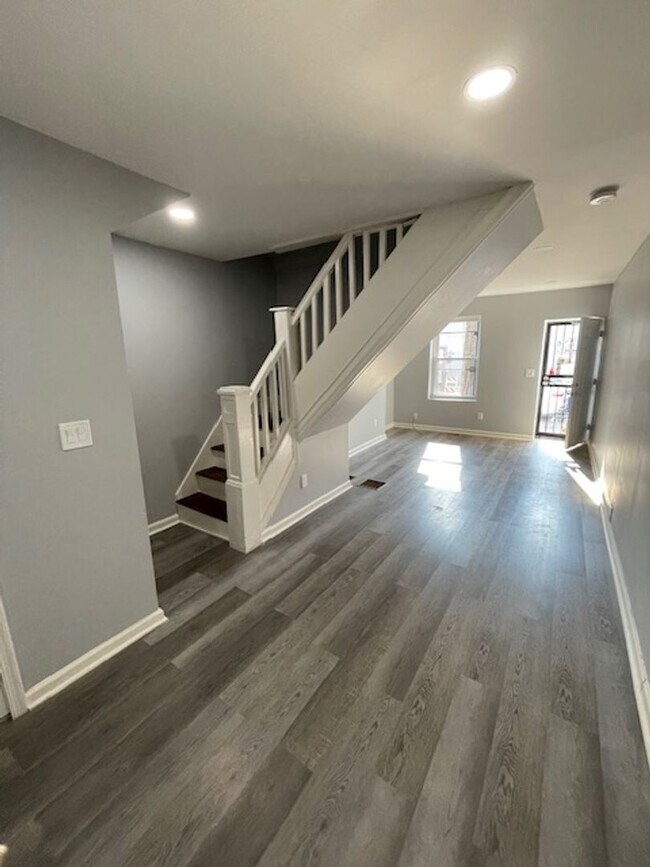 Foto del edificio - Anika Homes 2 Bedroom