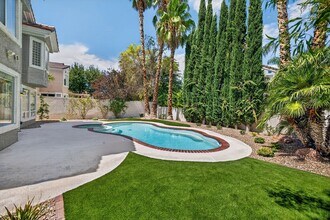 Building Photo - 8824 Cortile Dr