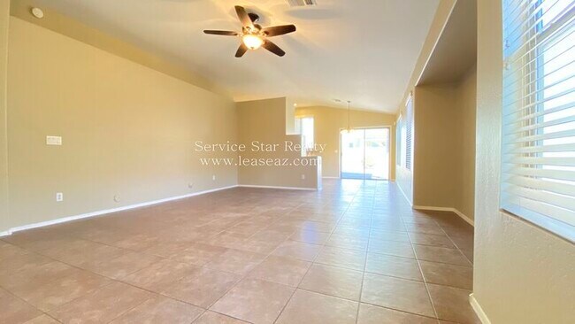 Foto del edificio - 4806 W St Charles Ave
