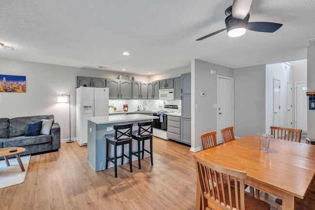 Building Photo - Charming 2-Bedroom Prescott Village Townhome!