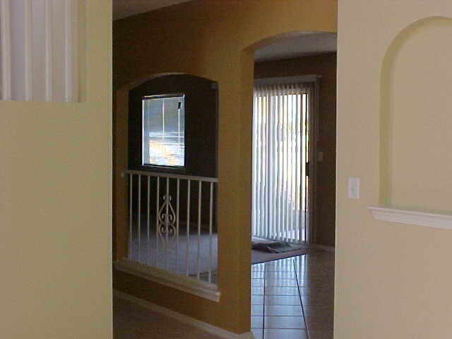 Foto del edificio - 300 Jim Hofher Pl