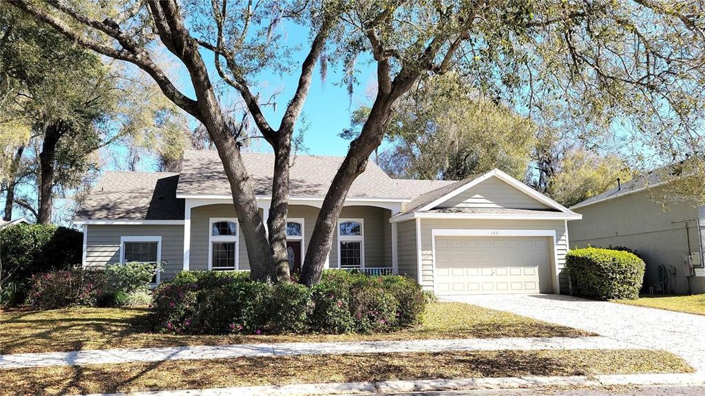 Foto principal - 162 Crystal Oak Dr