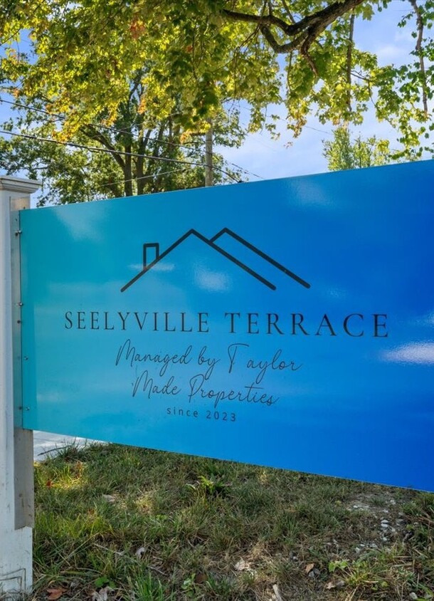 Primary Photo - Seelyville Terrace