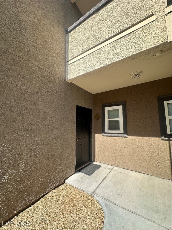 Foto del edificio - 6650 W Warm Springs Rd