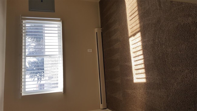 Foto del edificio - 4205 Ferris Ave