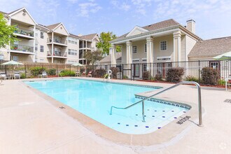 Building Photo - Waterbrook