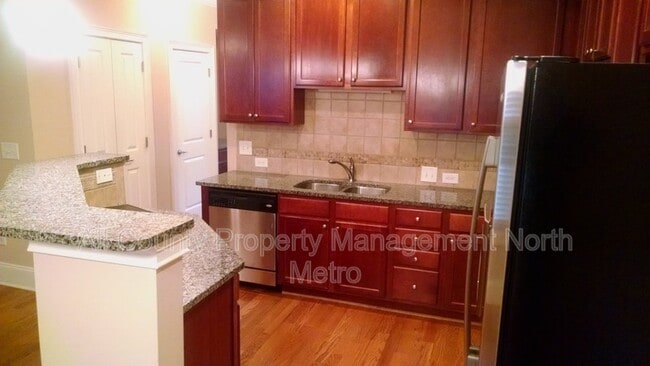 Photo - 6465 Chariot St Townhome
