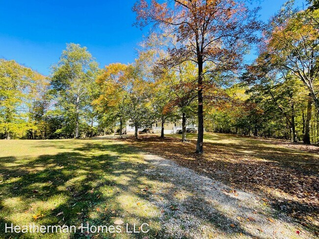 Foto del edificio - 3 br, 2 bath House - 112 Rockdale Rd