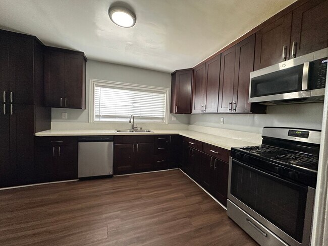 Foto del edificio - 1162 St Andrews Pl