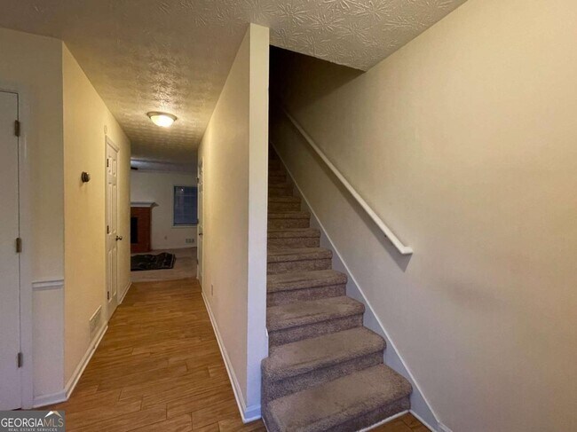 Building Photo - 1038 Westfield Trace