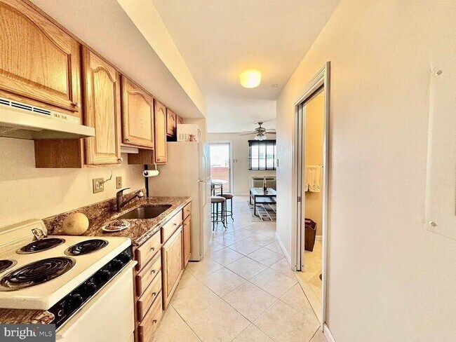 Foto del edificio - 330 42nd St S