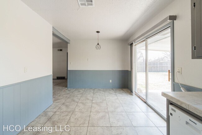 Foto del edificio - 3 br, 1.5 bath House - 1220 S.W. 62nd Street