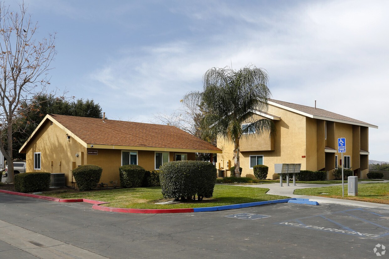 San Jacinto Village Apartments In San Jacinto