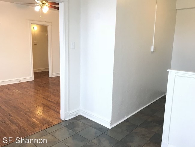 Building Photo - 320 N Vandeventer Ave