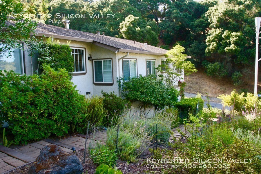 Primary Photo - 11387 Lindy Pl