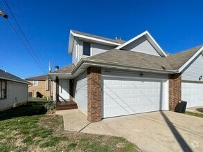 Building Photo - 3413 E Avalon Dr