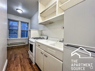 Building Photo - 4630 N Paulina St