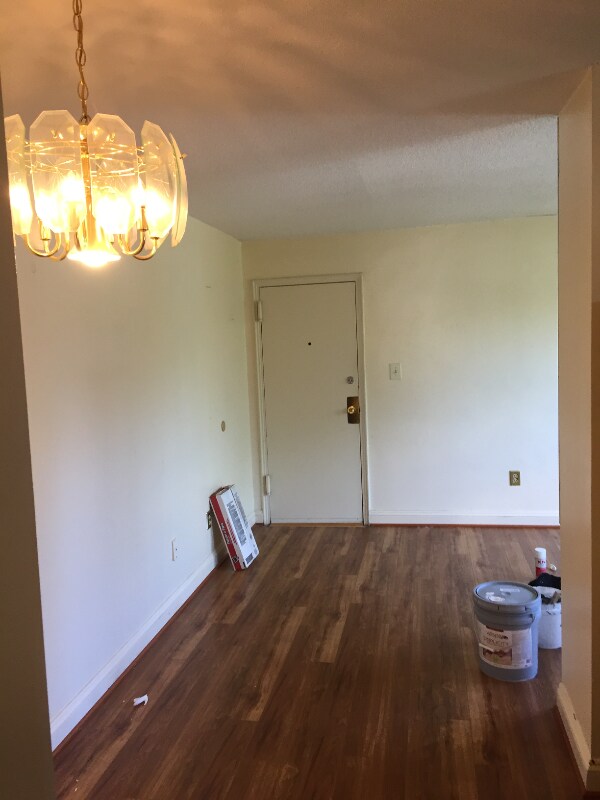 Foto del edificio - 2241 Farrington Ave
