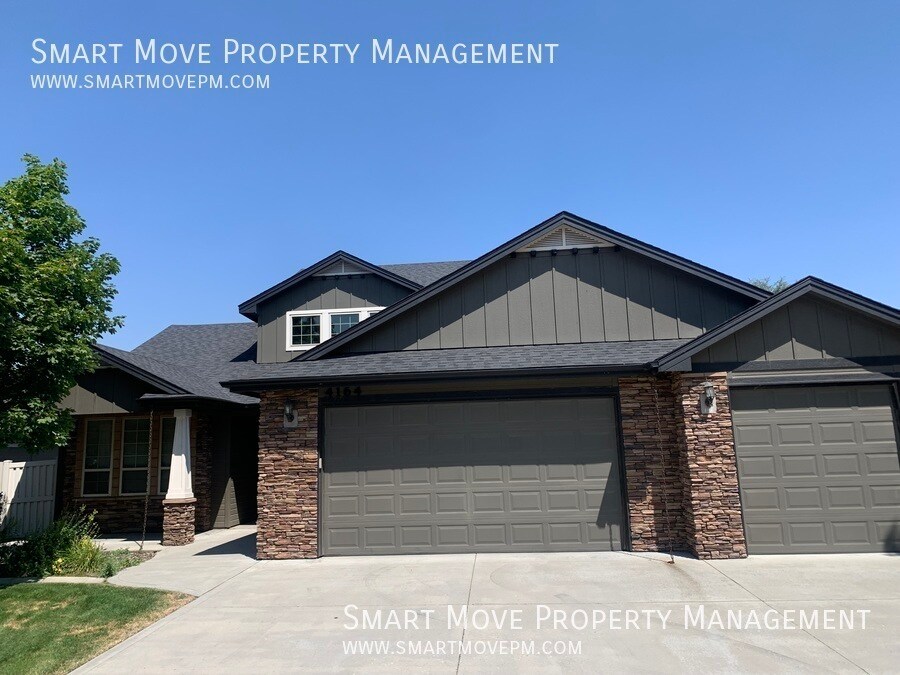 Primary Photo - Stunning Modern 4 bd + Office In Prime Mer...