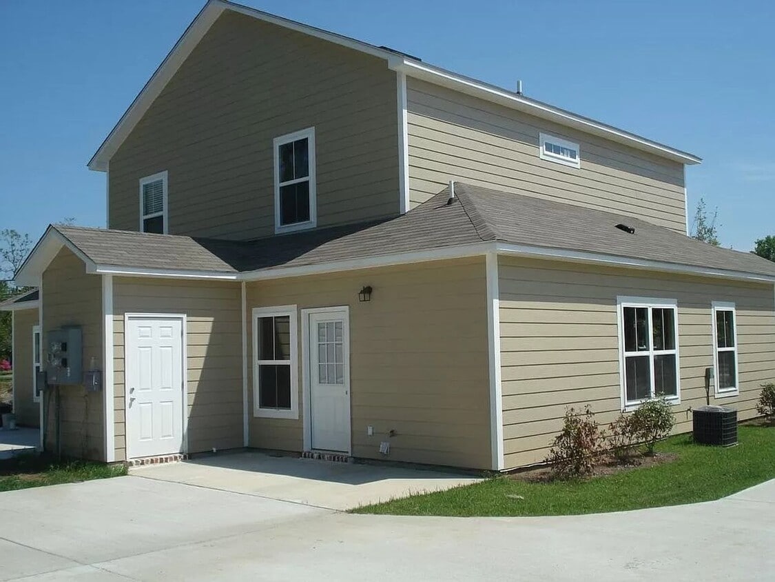 Foto del edificio - 122 Earle Taylor Ln