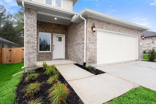 Building Photo - 18733 Timber Gln Dr