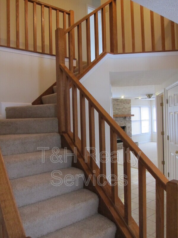 Building Photo - 5635 Arabian Ct