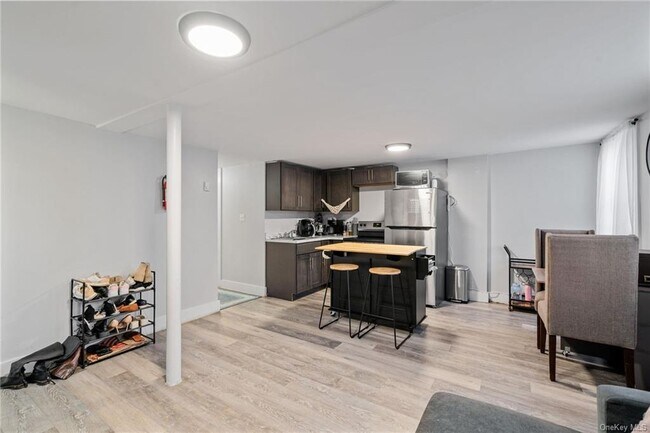 Foto del edificio - 29 Hooker Ave