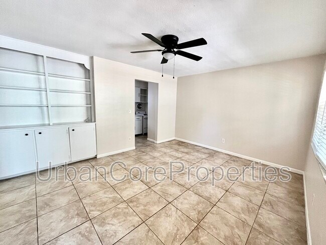 Foto del edificio - 321 24th Ave N