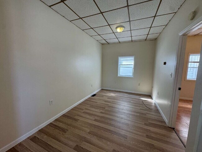 Foto del edificio - 1 Bedroom • 1 Bathroom Duplex