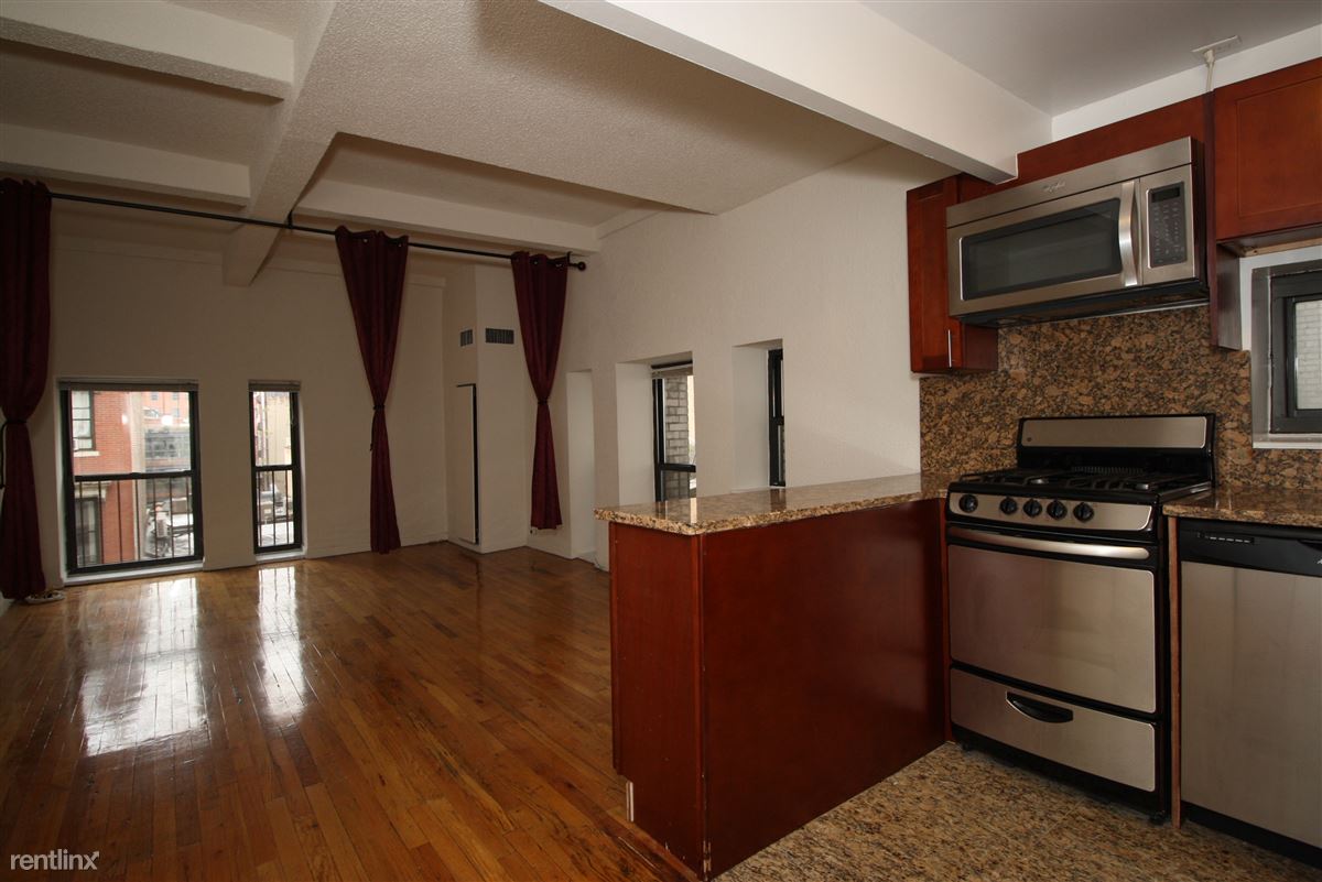 Primary Photo - 160 Bleecker St