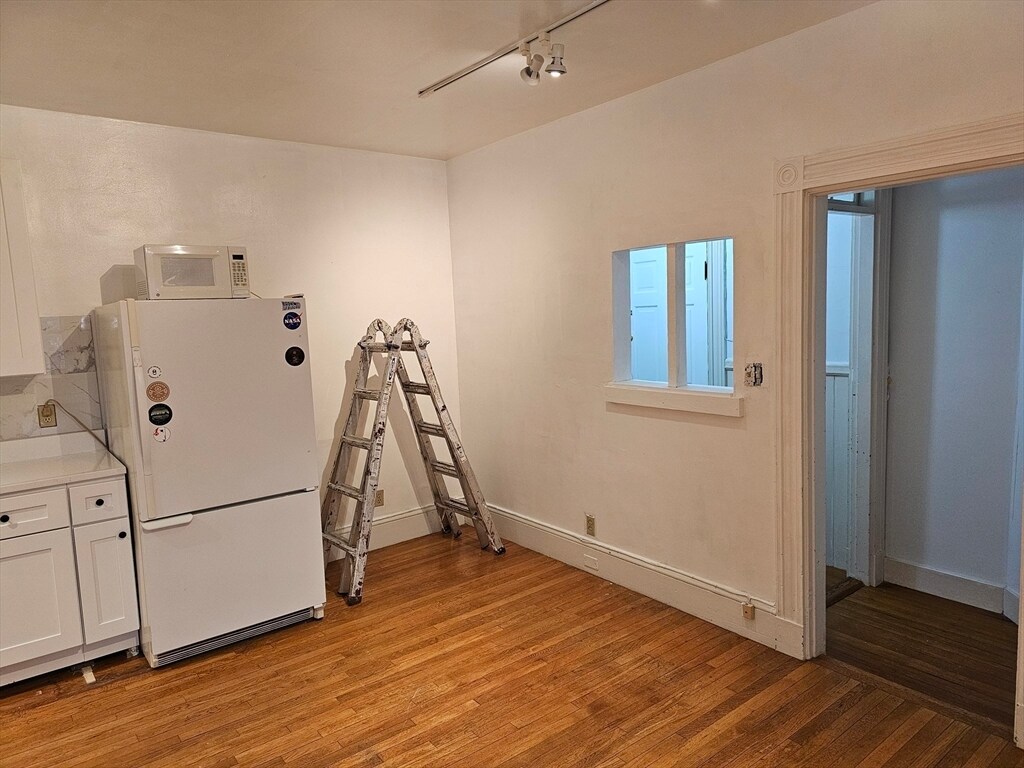Primary Photo - 430 Broadway