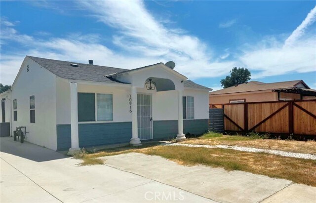Foto del edificio - 10916 Laurel Ave