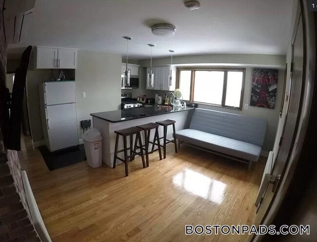 Foto del edificio - 230 Brookline St