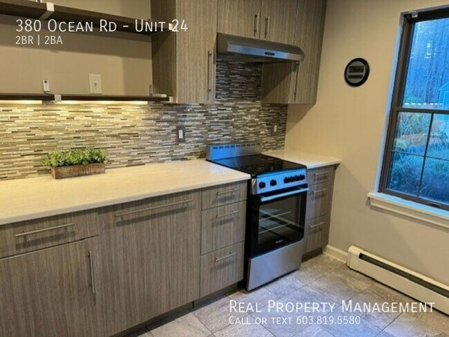 Foto del edificio - Furnished Condo with Fireplace, Deck, and ...