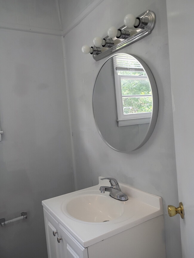 bathroom vanity - 539 Cedar St