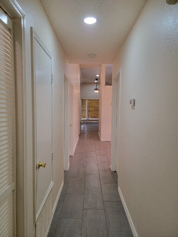 Building Photo - 1436 Wheatfield Dr