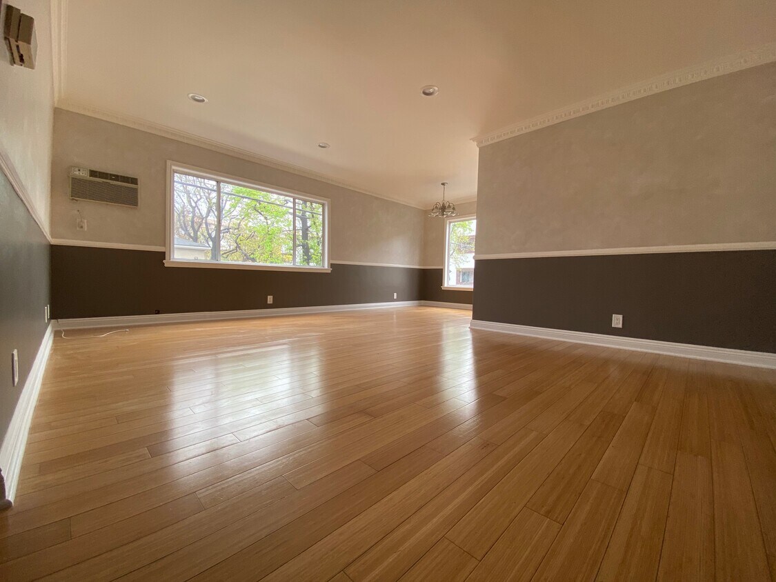 living room / dinning room - 9173 Alden Dr