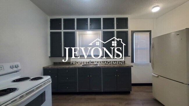 Foto del edificio - New reduced price | Charming single-family...