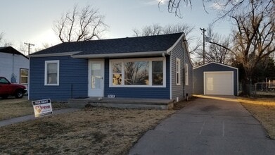 Building Photo - 2415 Gano St