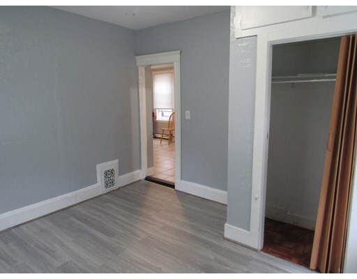 Building Photo - 12 Faxon Rd