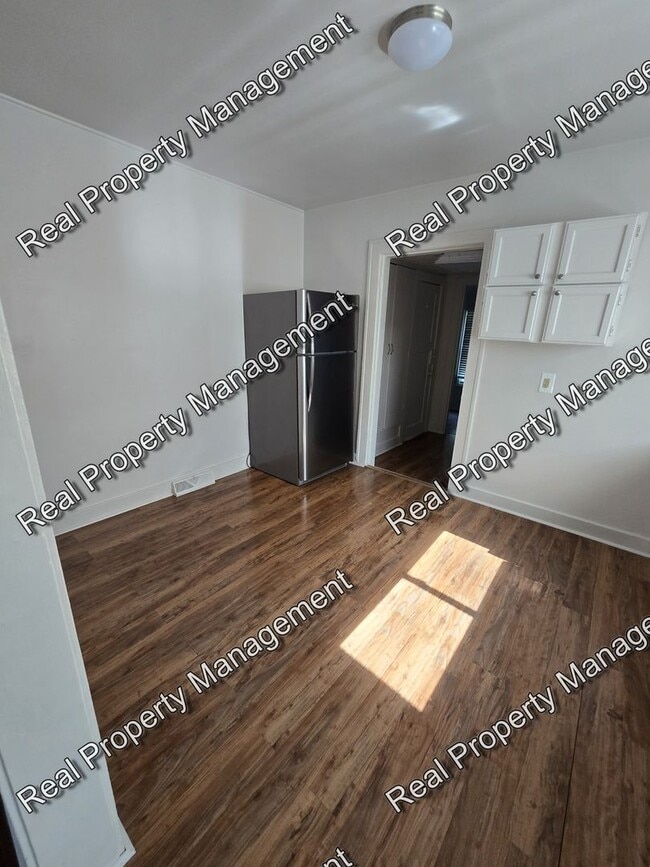 Foto del edificio - Two Bedroom Ranch