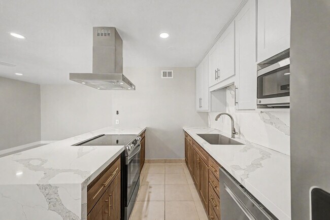 Foto del edificio - 8730 E Rancho Vista Dr