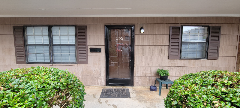 Primary Photo - 362 S Cherry St