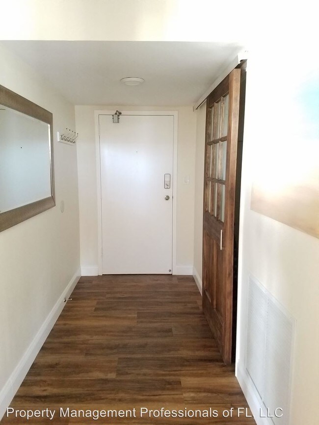 Foto del edificio - 7600 Bayshore Dr