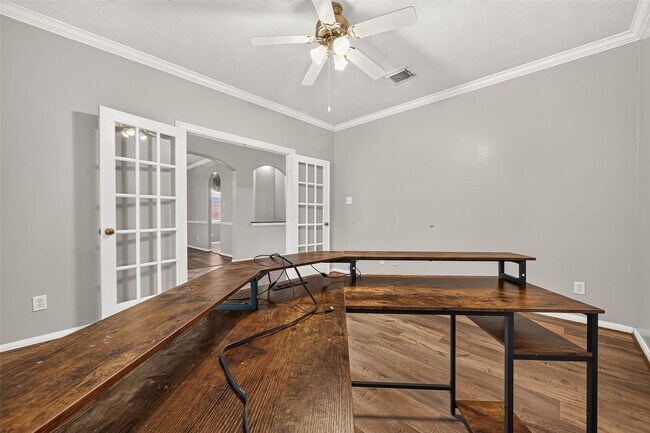 Foto del edificio - 11314 Bucks Bridge Ln