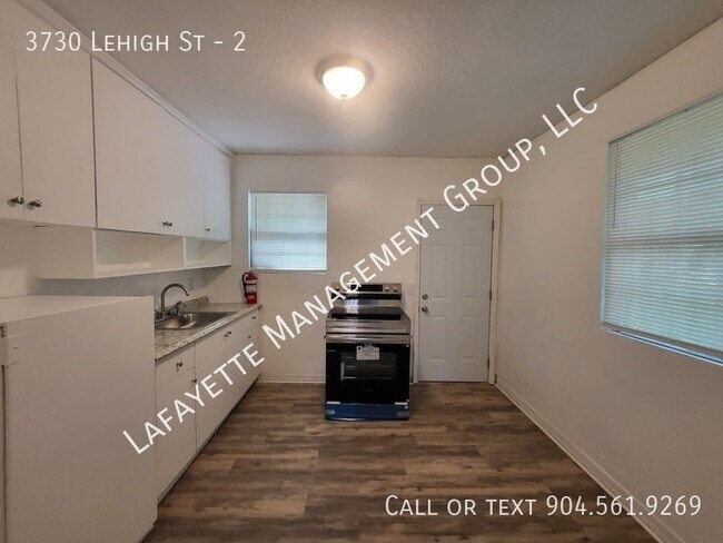 Foto del edificio - 3730 Lehigh St