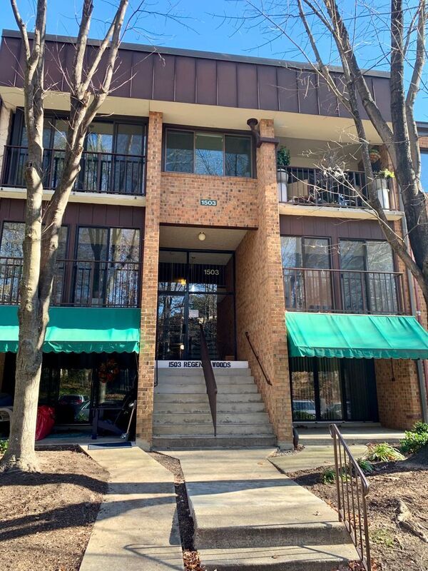 Primary Photo - 1503 Regency Woods Rd