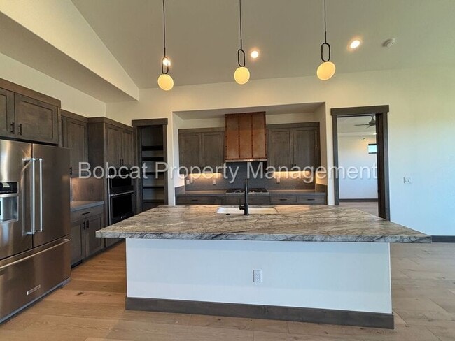 Foto del edificio - 2933 Portrush Dr