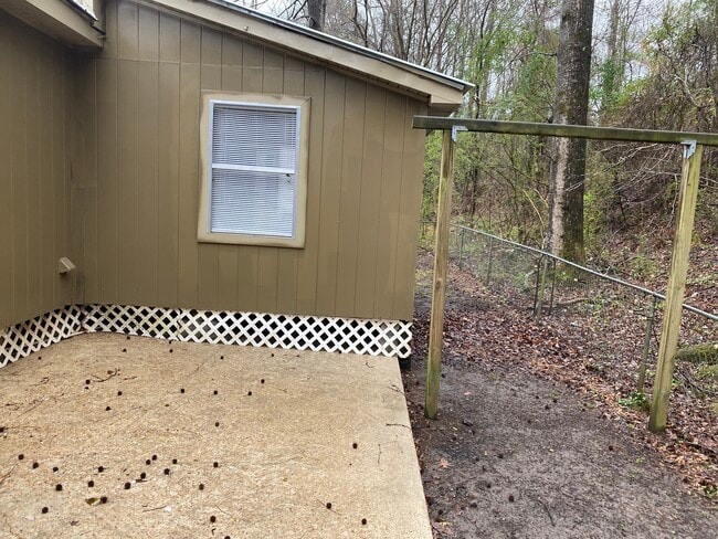 Building Photo - 3352 US-11